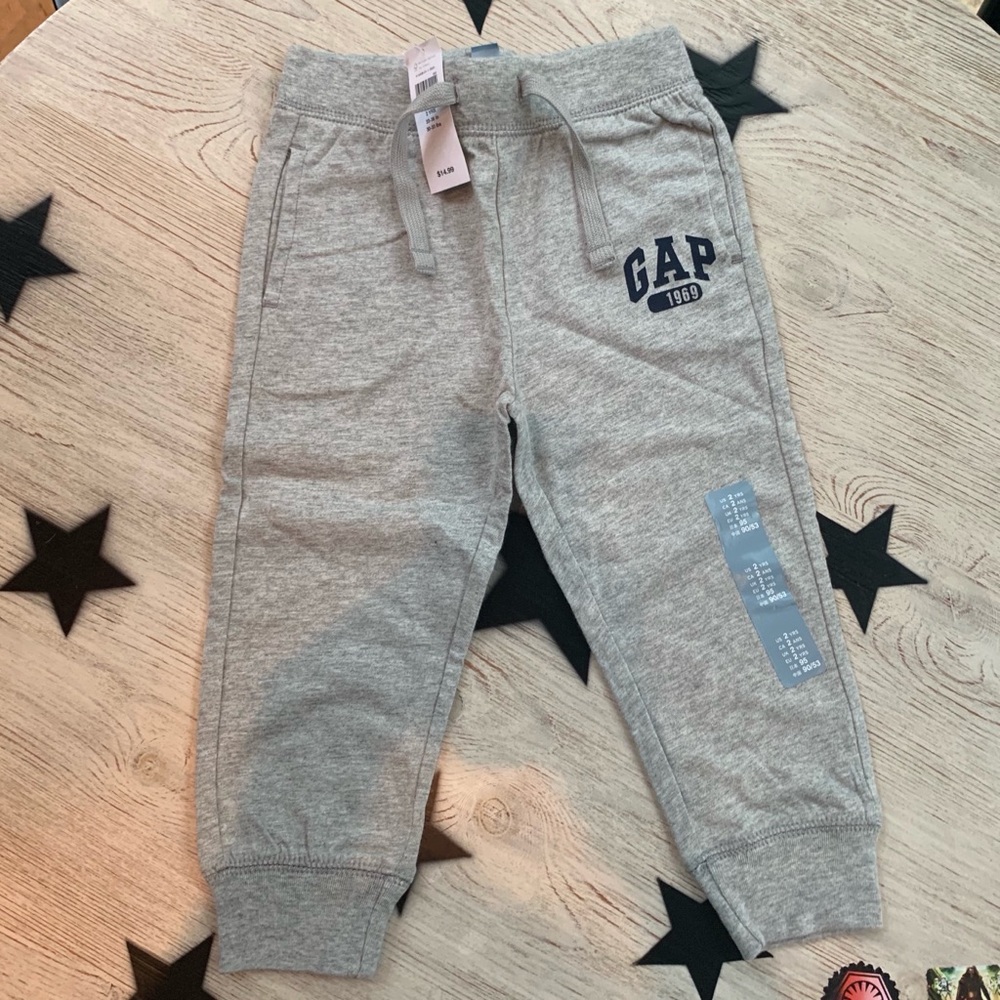 Gap sweat pants